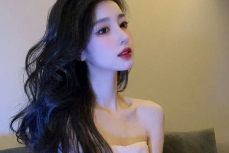 最新章节当女友提着假茅台见我父母后我提了分手：+后续+结局优质全章（秦拓俞晚段许年）_当女友提着假茅台见我父母后我提了分手：+后续+结局优质全章秦拓俞晚段许年最新章节